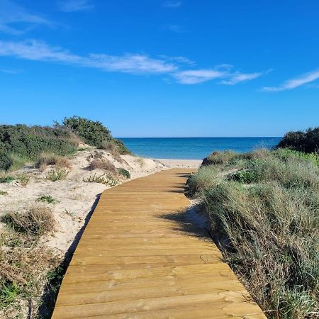 Appartamento Demetrio 50M Mare & Shopping Lido Marini Eksteriør billede